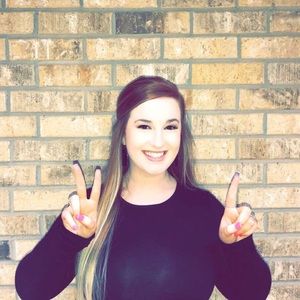 Meet your Posher, Caroline